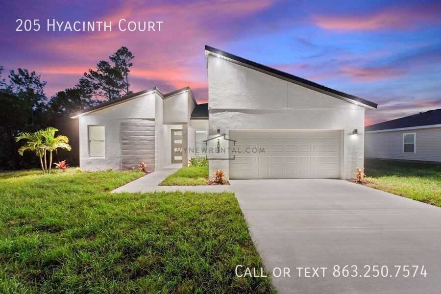 205 Hyacinth Ct - Photo 3 of 34