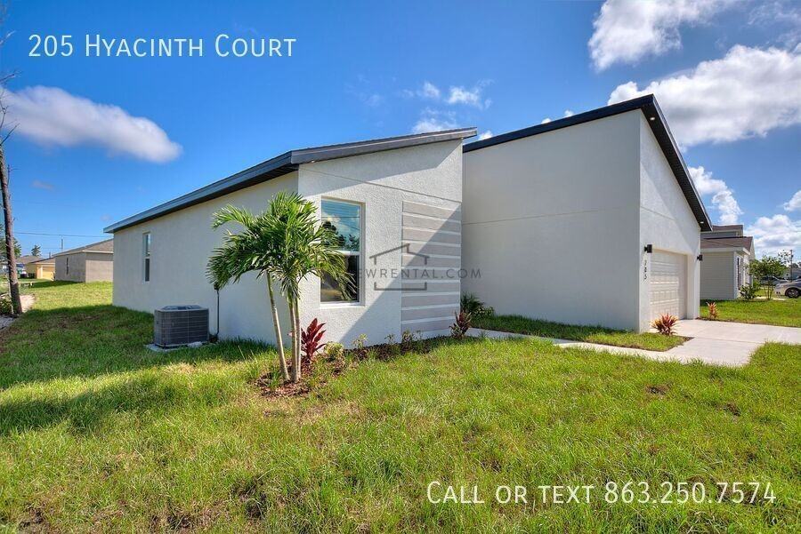 205 Hyacinth Ct - Photo 7 of 34