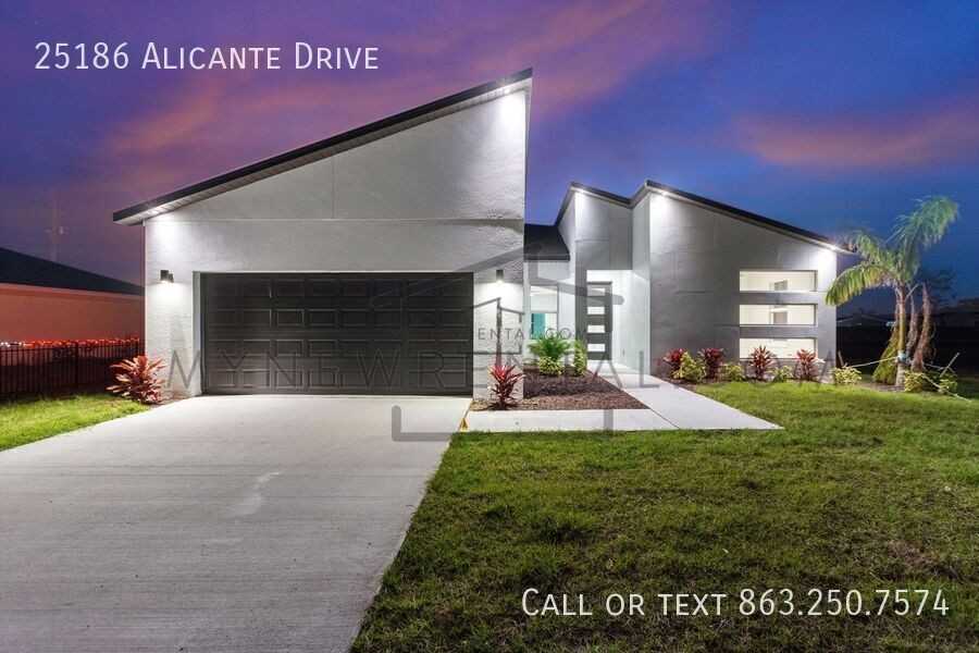 25186 Alicante Dr - Photo 3 of 35