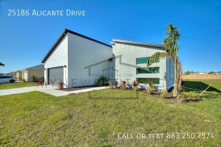 25186 Alicante Dr - Photo 4 of 35