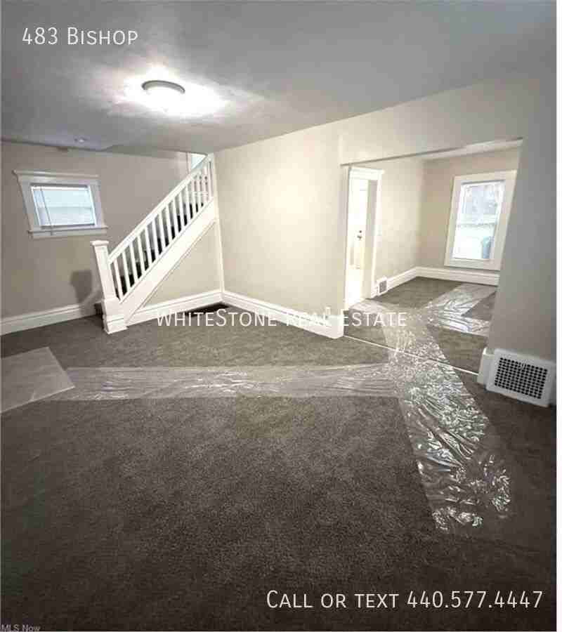 483 Bishop St - Photo 6 of 13