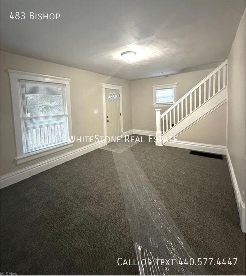 483 Bishop St - Photo 7 of 13