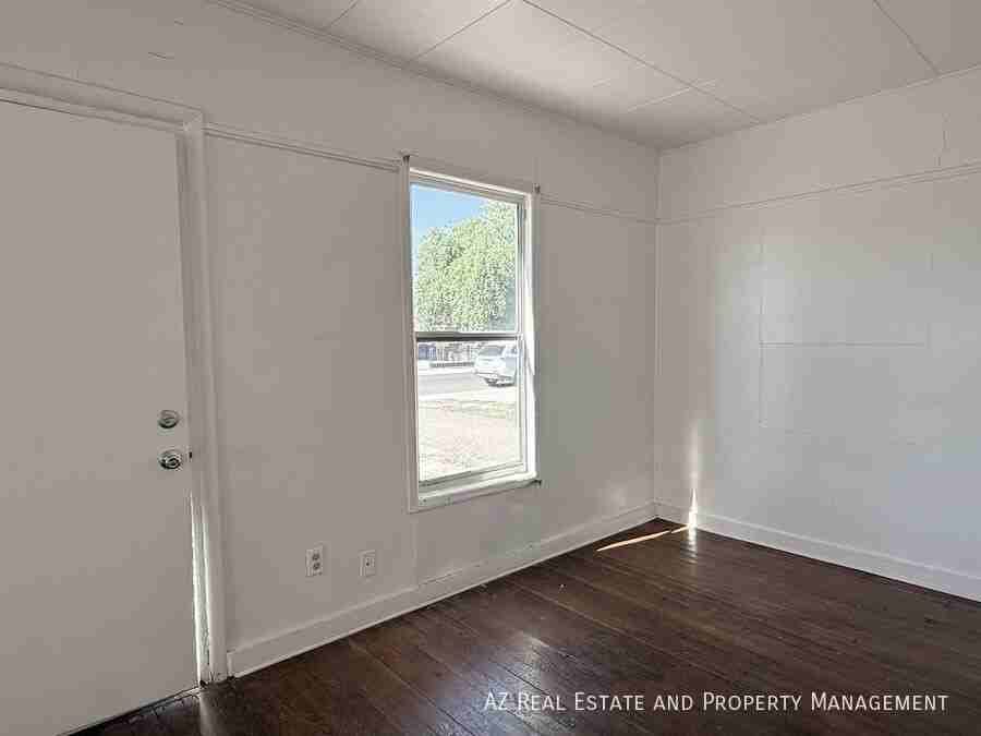 3809 N 9th Pl - Photo 7 of 32