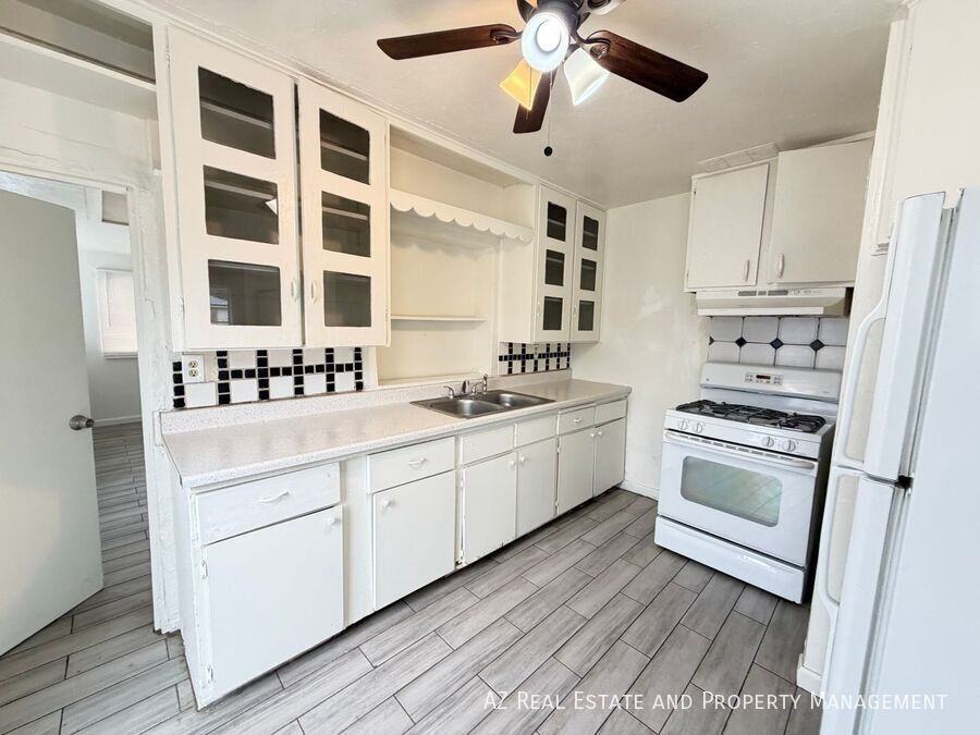 7210 N 55th Dr - Photo 6 of 26