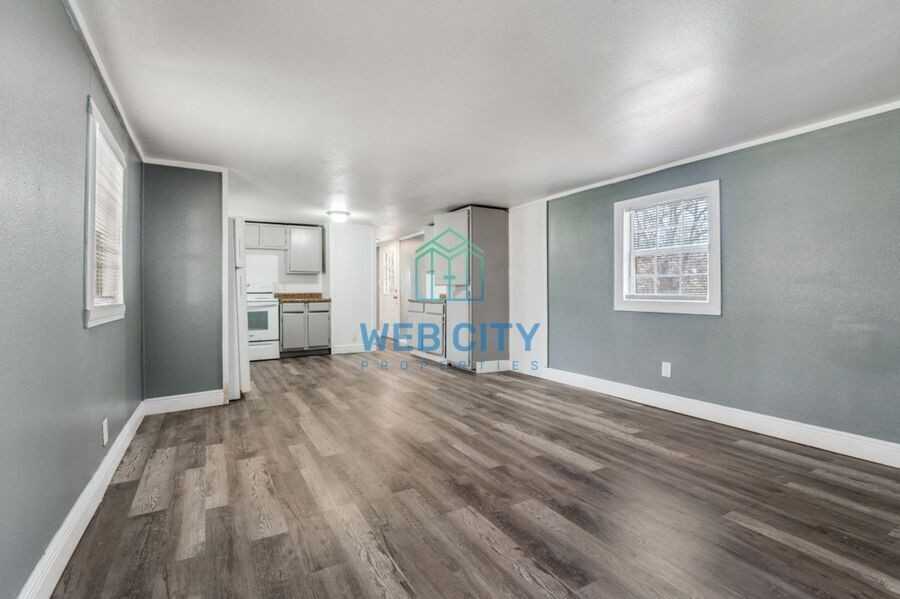 15391 Flud Rd - Photo 4 of 12