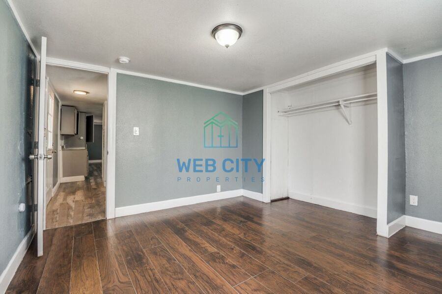 15391 Flud Rd - Photo 7 of 12