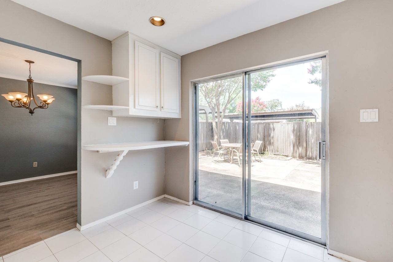 10745 Sandpiper Ln #1 - Photo 7 of 10