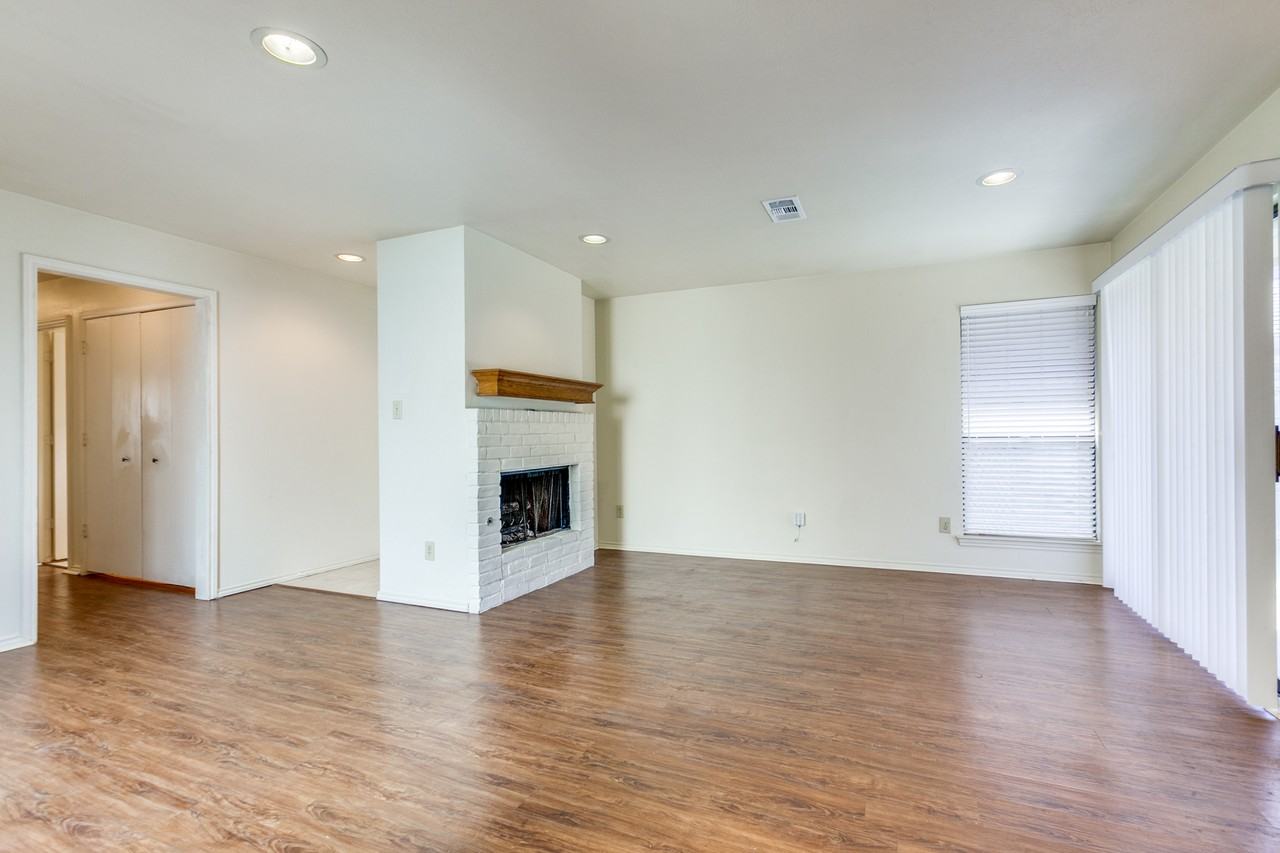 3007 Allister St - Photo 4 of 14