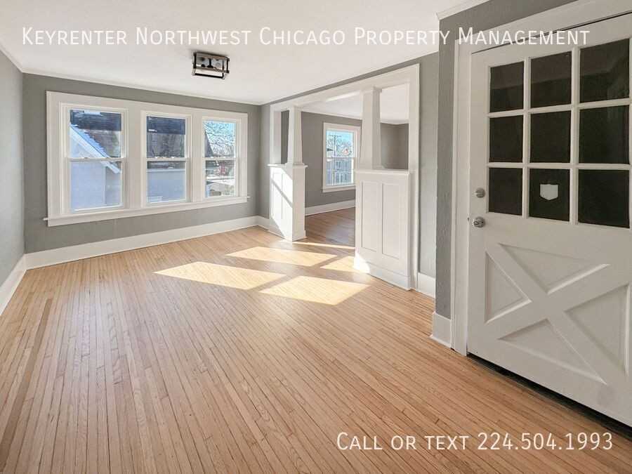 471 Center St #2 - Photo 6 of 20