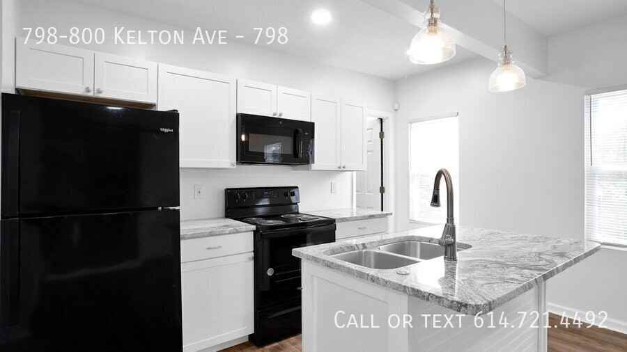 798800 Kelton Ave #798 - Photo 3 of 15