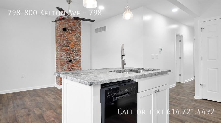 798800 Kelton Ave #798 - Photo 4 of 15