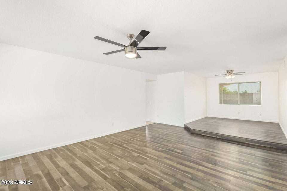 5449 West Sierra Street - Photo 2 of 19