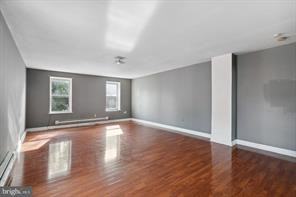 301 W York St - Photo 2 of 18