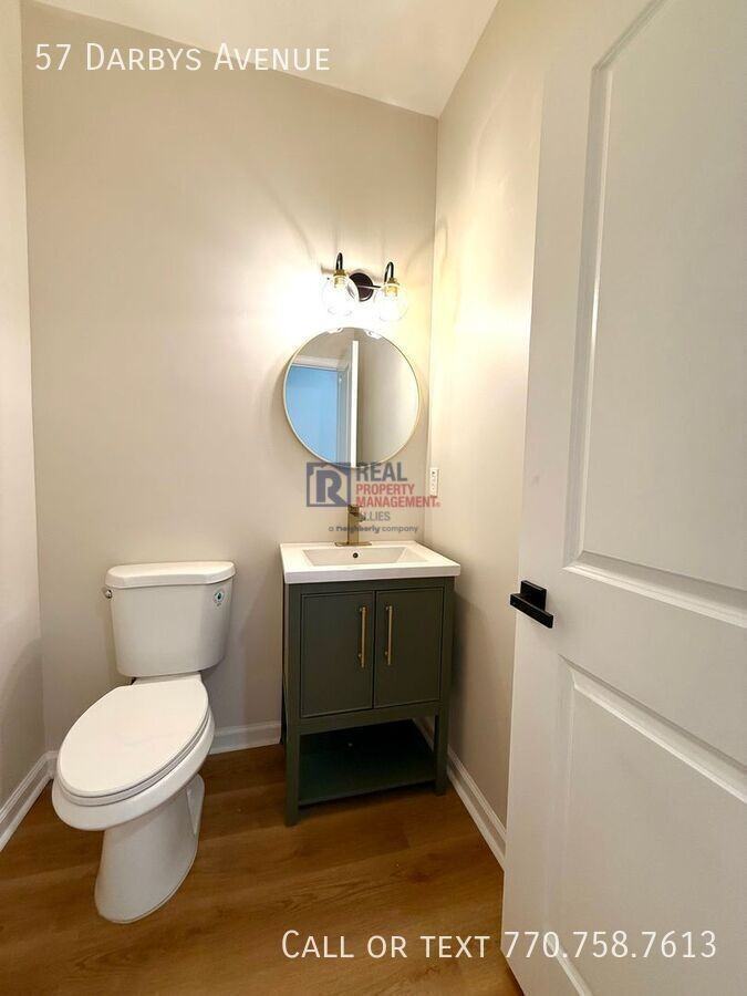 57 Darbys Ave - Photo 5 of 22