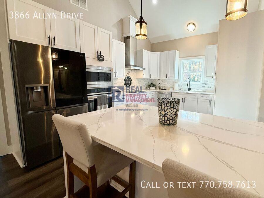 3866 Allyn Dr Nw - Photo 6 of 27