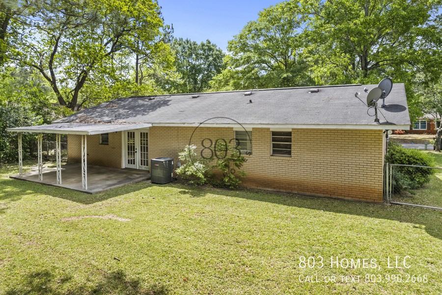 124 Briarwood Dr - Photo 4 of 35