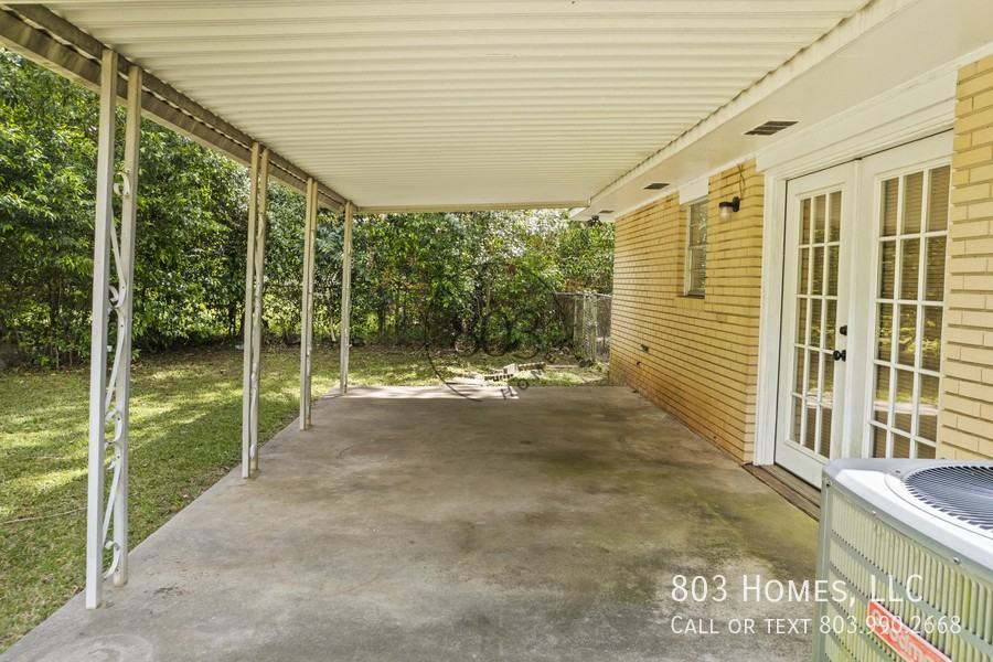 124 Briarwood Dr - Photo 5 of 35