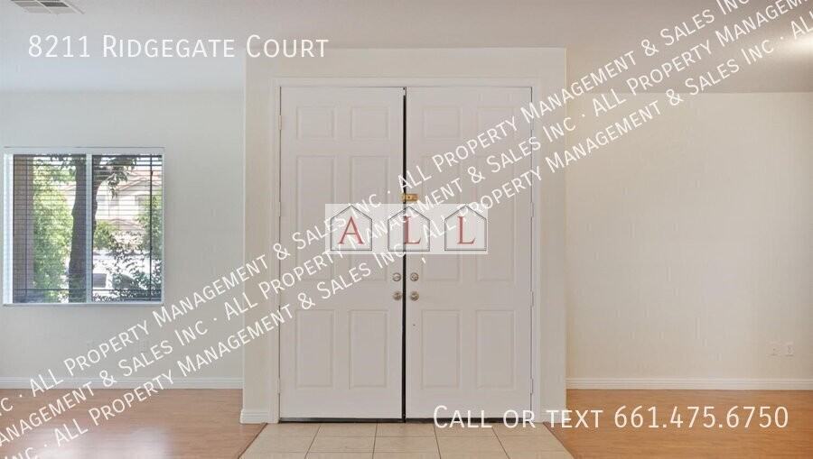 8211 Ridgegate Ct - Photo 3 of 20