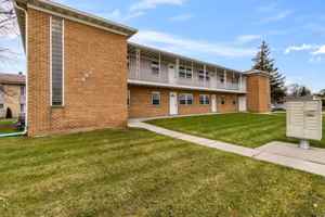 featured image of 492 E Merrill Ave #6