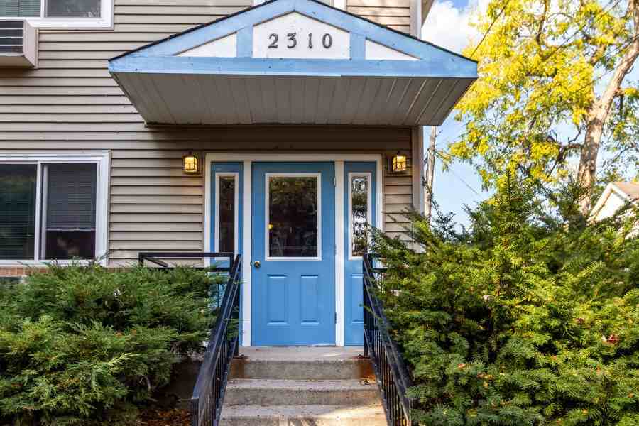 2310 E Webster Pl #102 - Photo 2 of 12