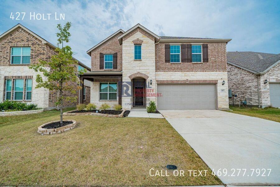 427 Holt Ln - Photo 2 of 44