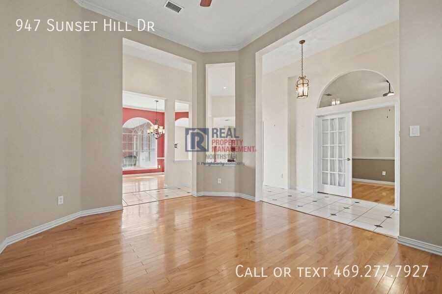 947 Sunset Hill Dr - Photo 7 of 42