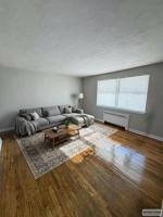 featured image of 2001 Hampden Blvd