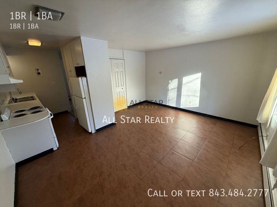 433 E Dowling Rd #2 - Photo 2 of 9