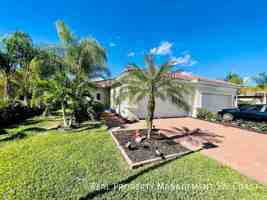 featured image of 2555 Vine Ave