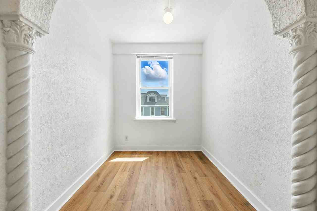 St. Regis Apartments - Photo 2 of 4
