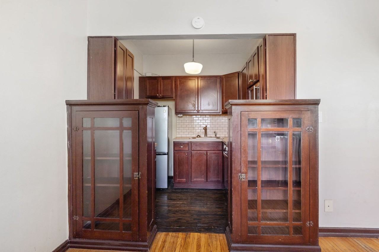 Butler Place Apartments - Photo 2 of 29