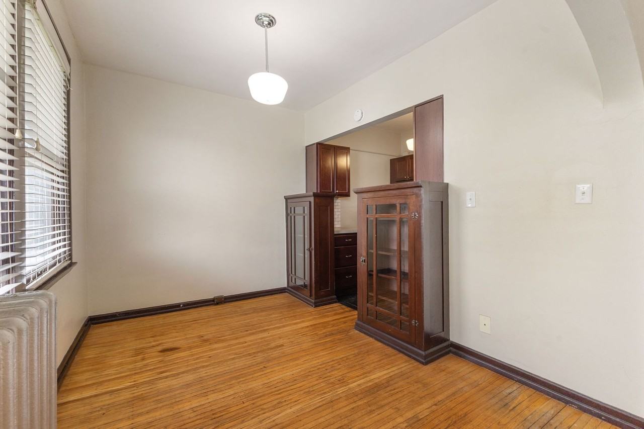 Butler Place Apartments - Photo 5 of 29