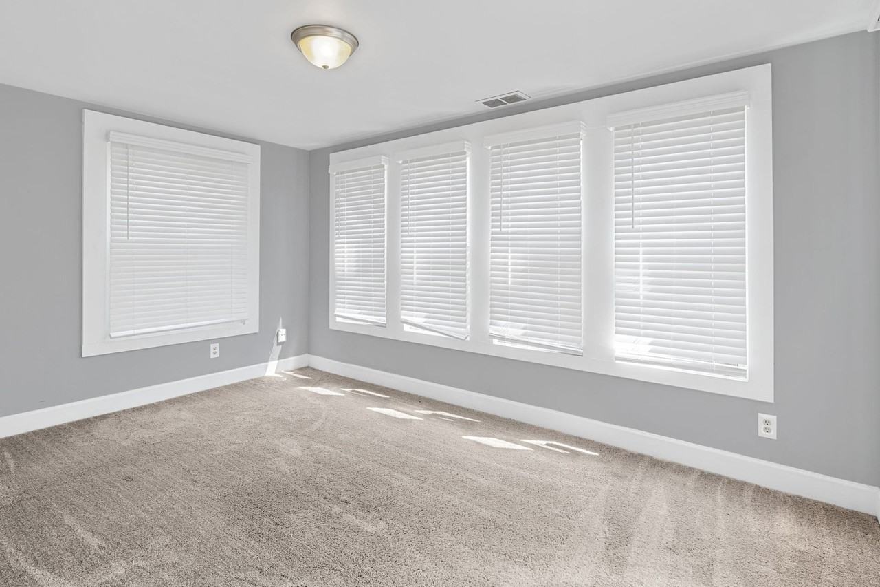 Balsam Avenue Apartments: The Villages - Photo 3 of 5