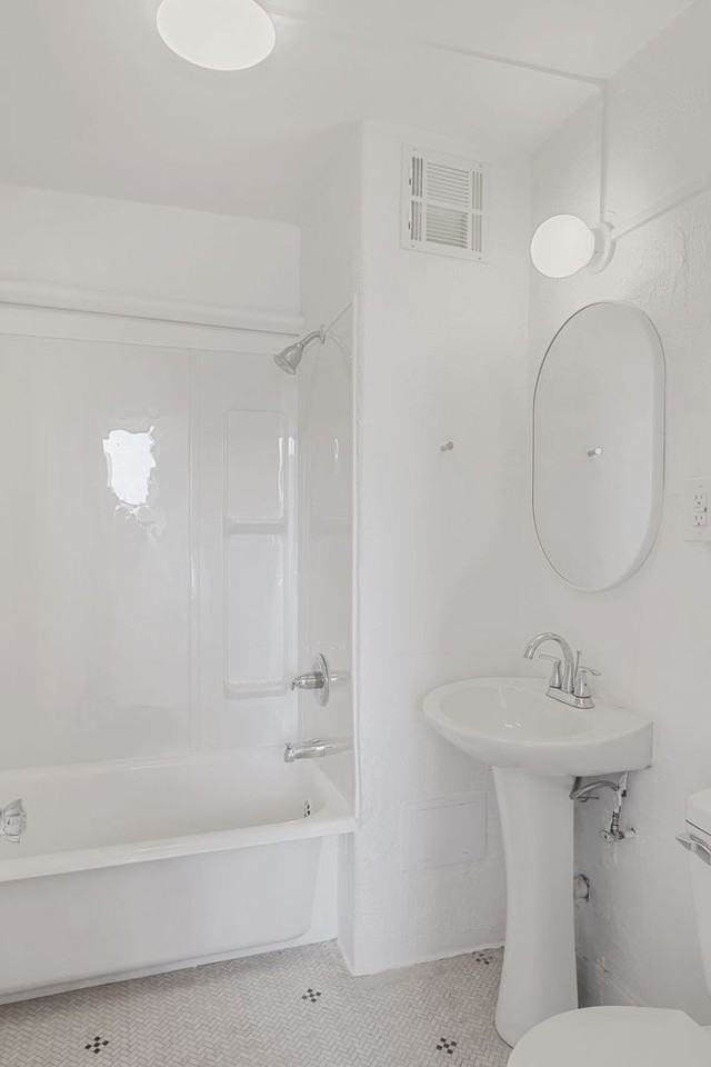 26 E 14th St #B1 - Photo 6 of 15