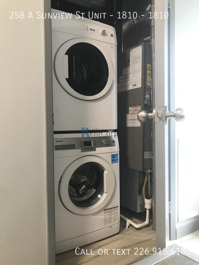 258 A Sunview St Unit - 1810 #1810 - Photo 2 of 7