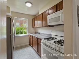 featured image of 4233 1st St Se #1
