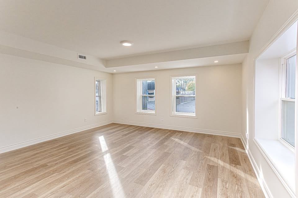 15 McDonald Avenue #4 - Photo 6 of 13