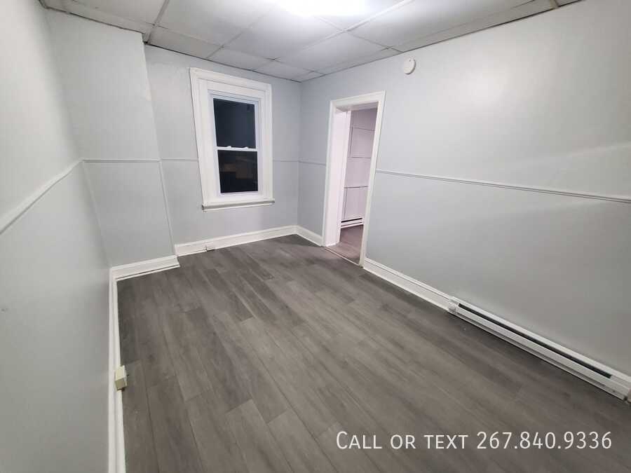 674 Stuyvesant Ave #674-2 - Photo 7 of 8