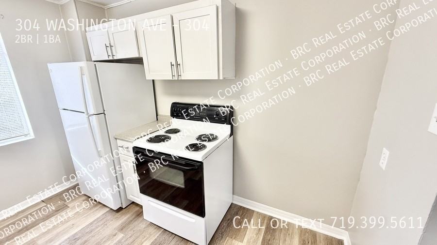 304 Washington Ave #304 - Photo 4 of 19