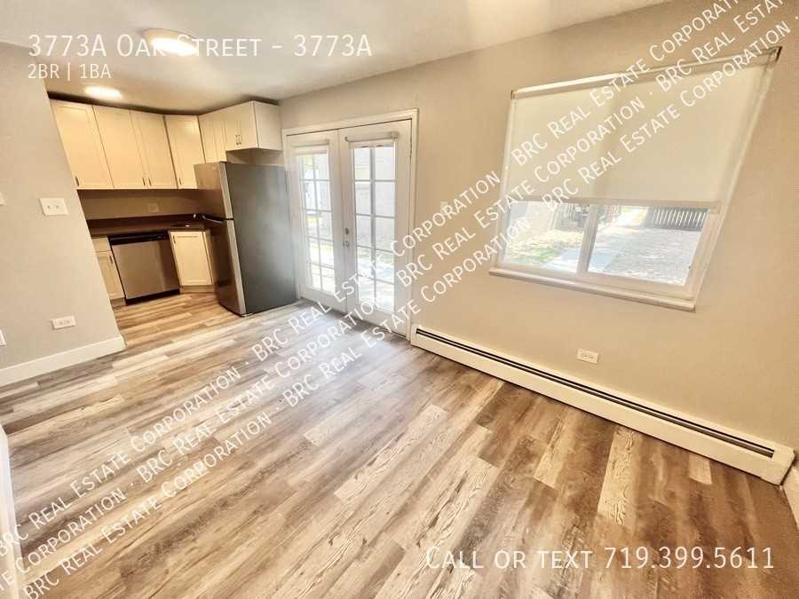 3773A Oak St #3773A - Photo 7 of 18