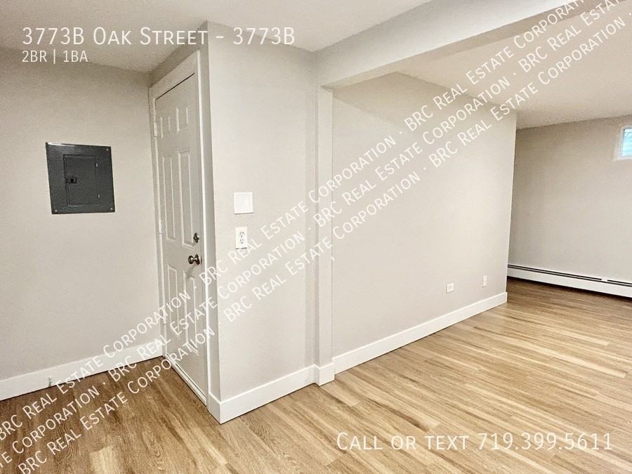 3773B Oak St #3773B - Photo 5 of 15