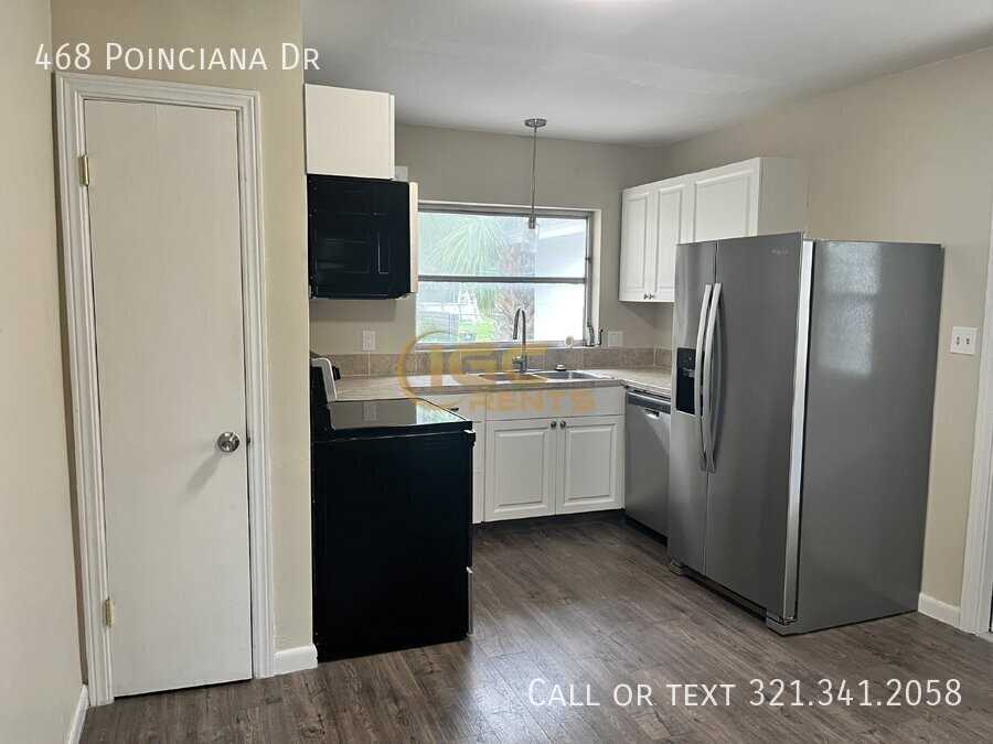 468 Poinciana Dr - Photo 3 of 11