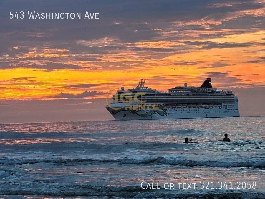 543 Washington Ave - Photo 2 of 19