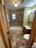 featured image of 926 Greenwood Ave #2