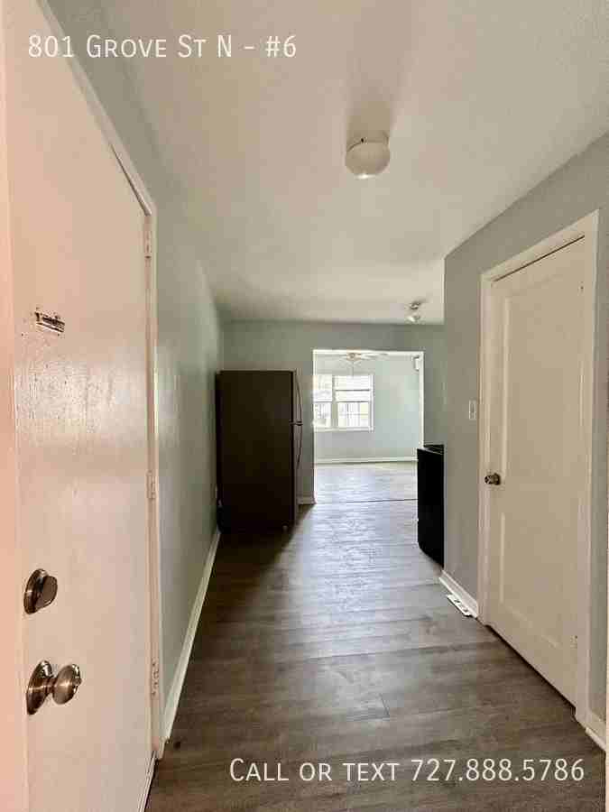 801 Grove St N #6 - Photo 3 of 50