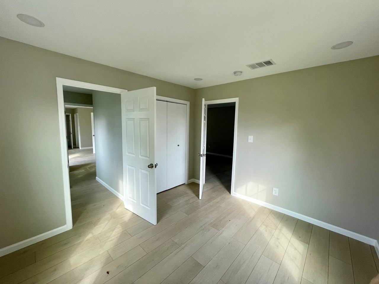 503 Hill St - Photo 5 of 12