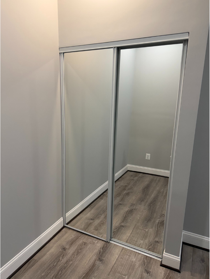 1927 Harlem Ave - Photo 3 of 10