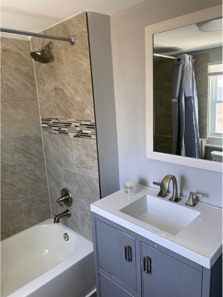 1255 Sargeant St - Photo 5 of 10