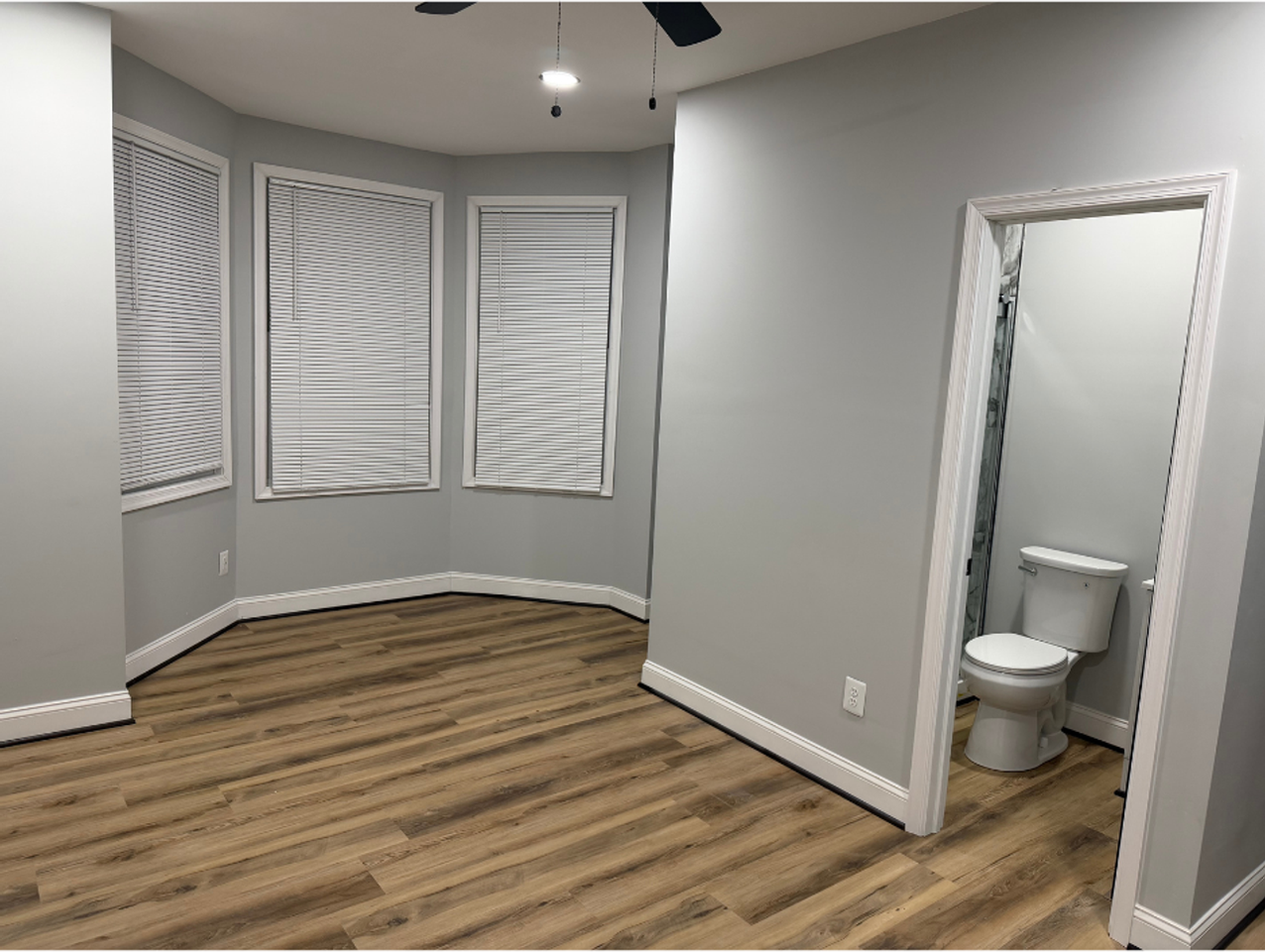 3113 Presbury St - Photo 4 of 9