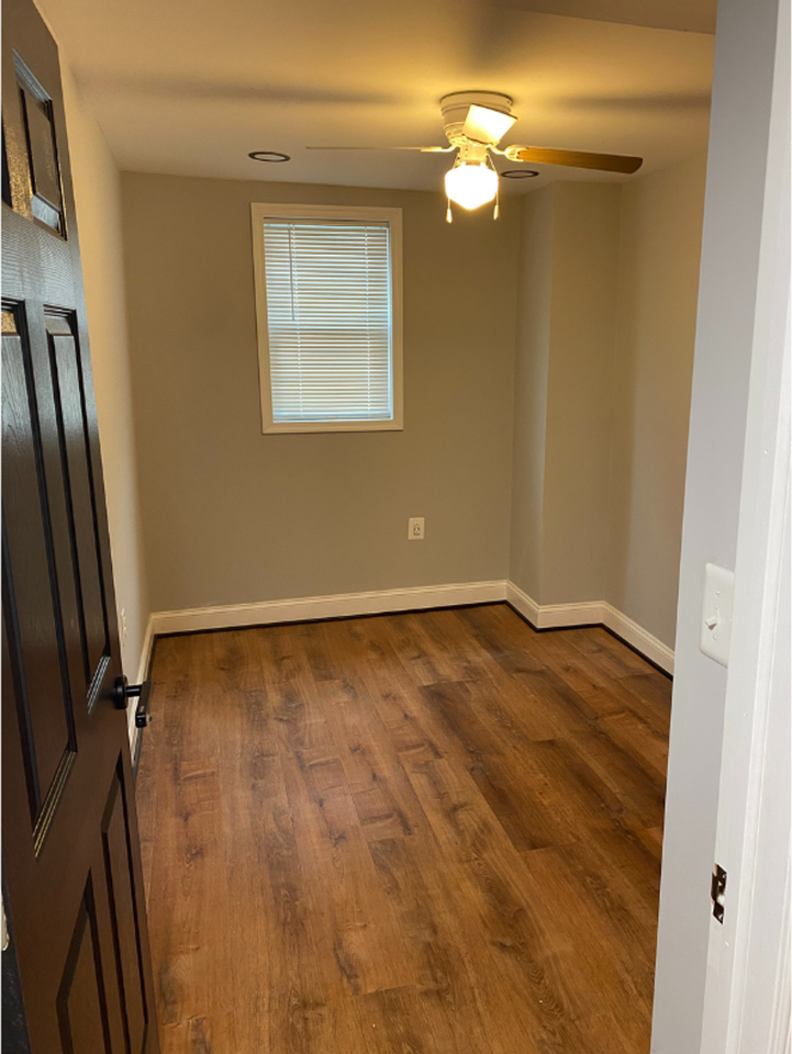 3412 Gwynns Falls Pkwy #BB - Photo 4 of 18